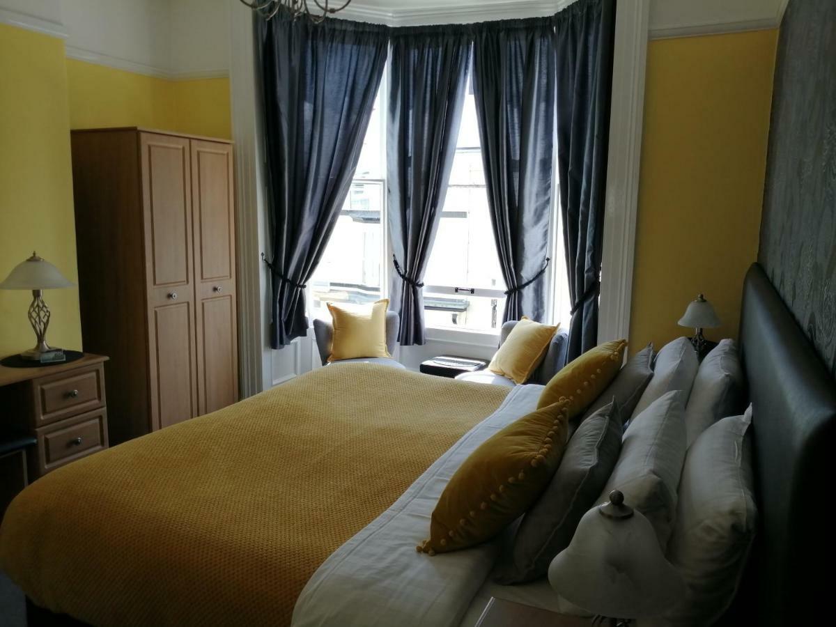 Burleigh Guest House Λαντούντνο Εξωτερικό φωτογραφία